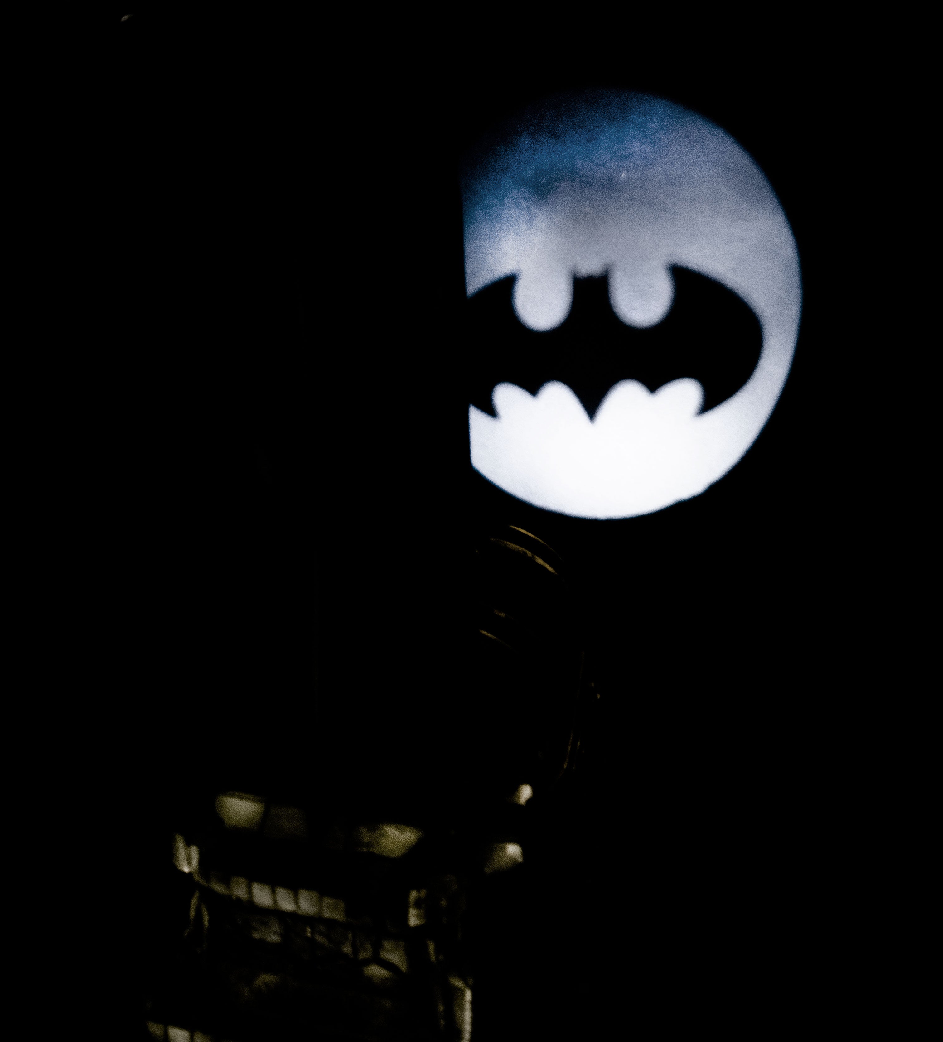 Batman Statua da collezione - DC Comics Figure con lampada LOGO - Michael Keaton Real Cinematic Color - scala 1:6