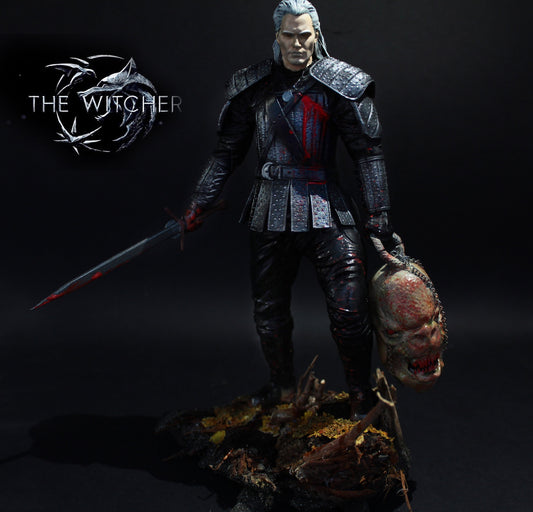 Figura The Witcher, statua di Geralt di Rivia, Action Figure Henry cavill serie TV The Witcher Netflix, con base reale, 27 cm, Made in Italy