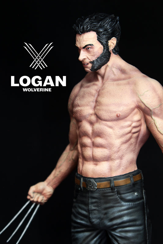 Wolverine Figure, Statua di Logan, Esclusiva Figure di Hugh Jackman, statua da collezione X - Men, Cinematic Effect qualità 12K Made In Italy