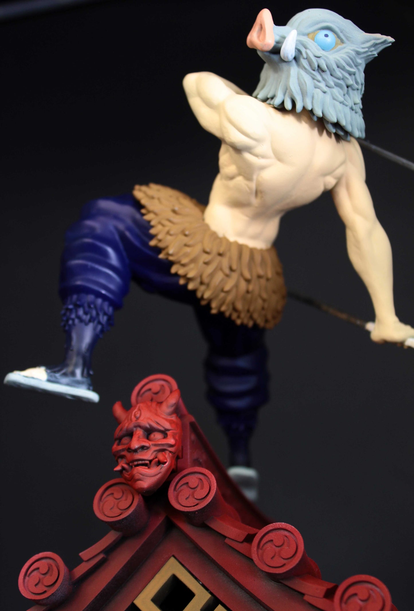 Inosuke Figure, Diorama Demon Slayer, statua da collezione di Inosuke Hashibira, A Kimetsu no Yaiba Inosuke Figurine, 12k Made in Italy