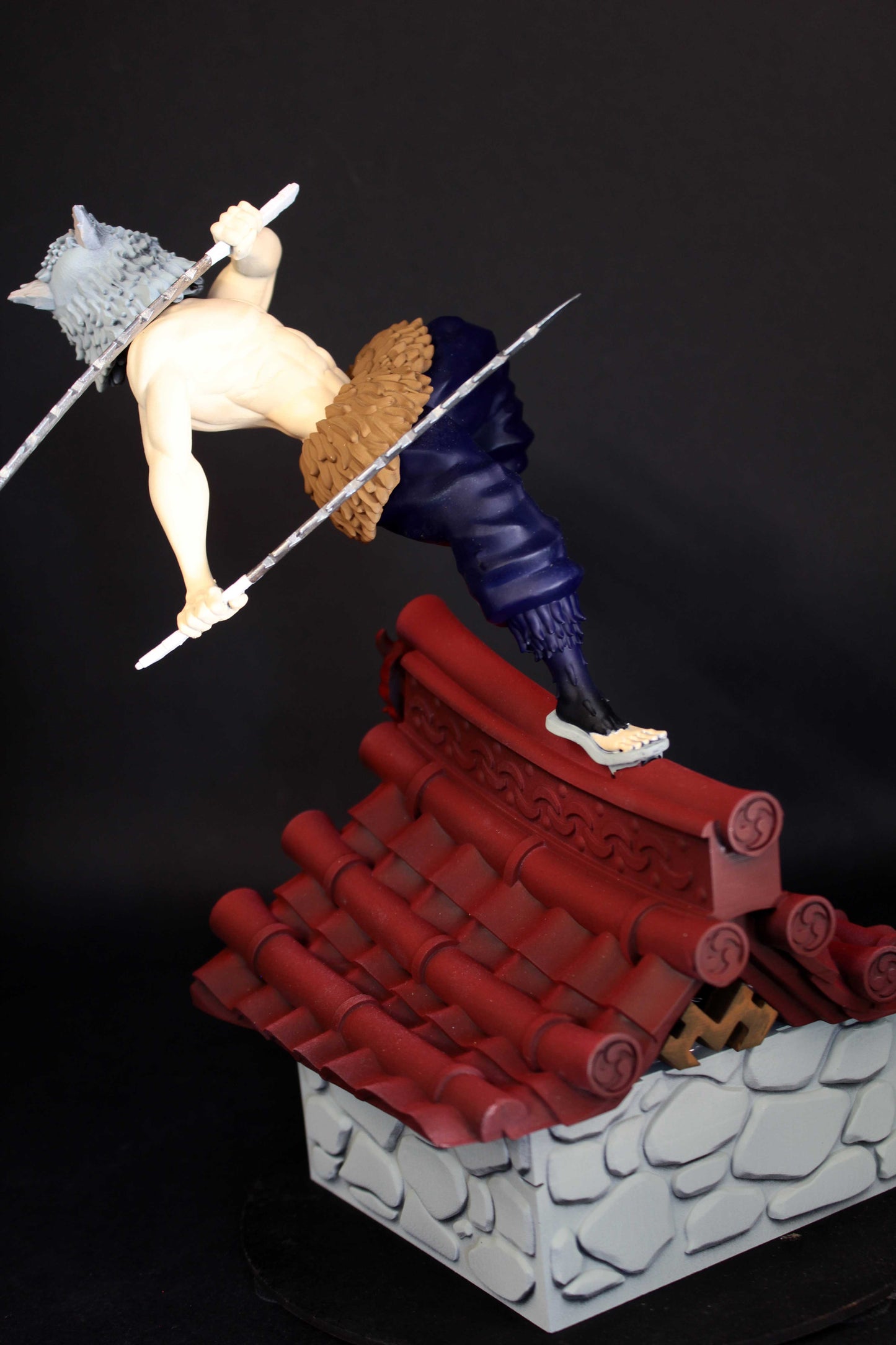 Inosuke Figure, Diorama Demon Slayer, statua da collezione di Inosuke Hashibira, A Kimetsu no Yaiba Inosuke Figurine, 12k Made in Italy