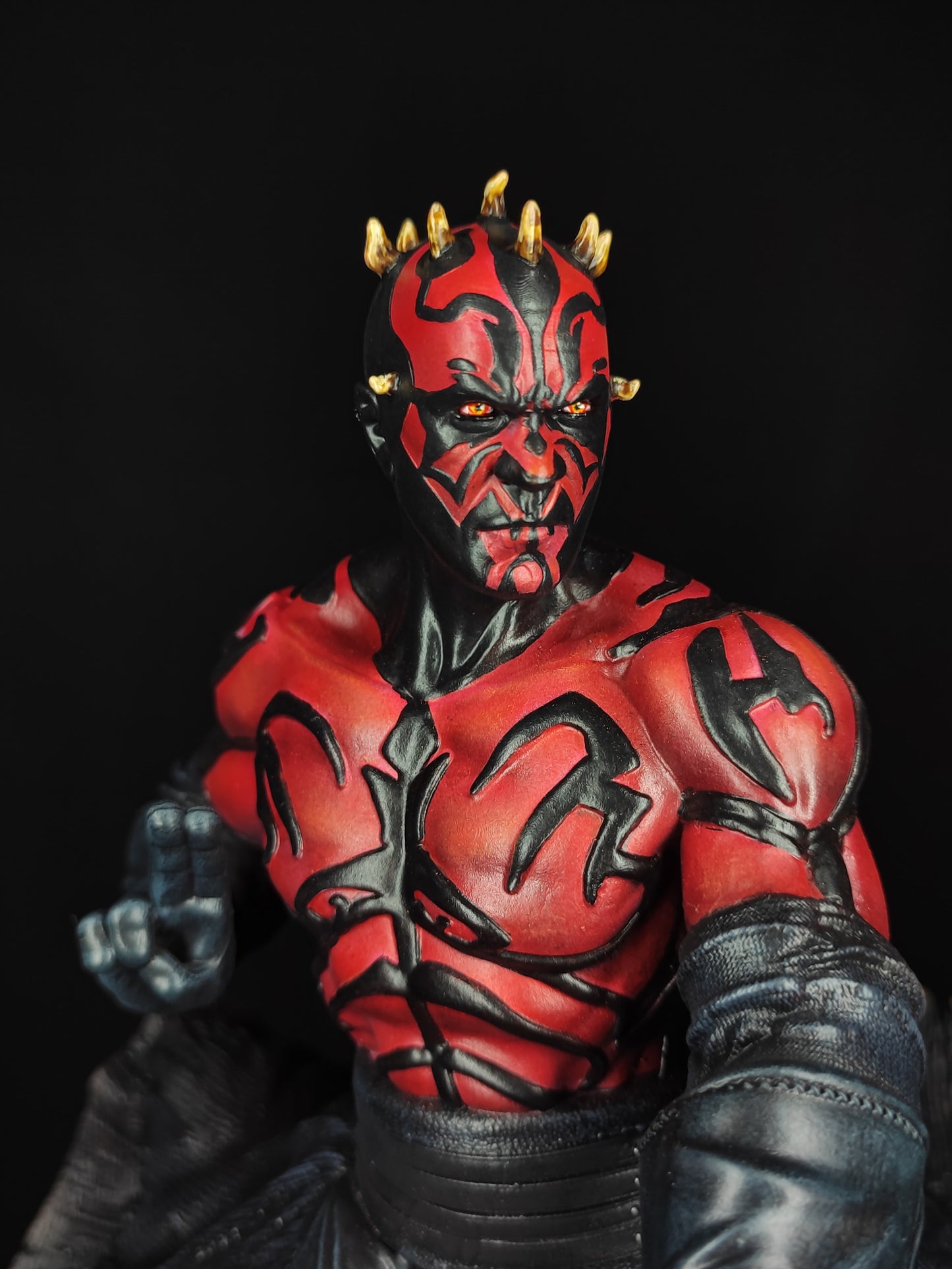 Action Figure Darth Maul, Statua Darth Maul da 32 cm, Darth Maul statua da collezione, dettagli incredibili, Action Figure esclusiva Made in Italy