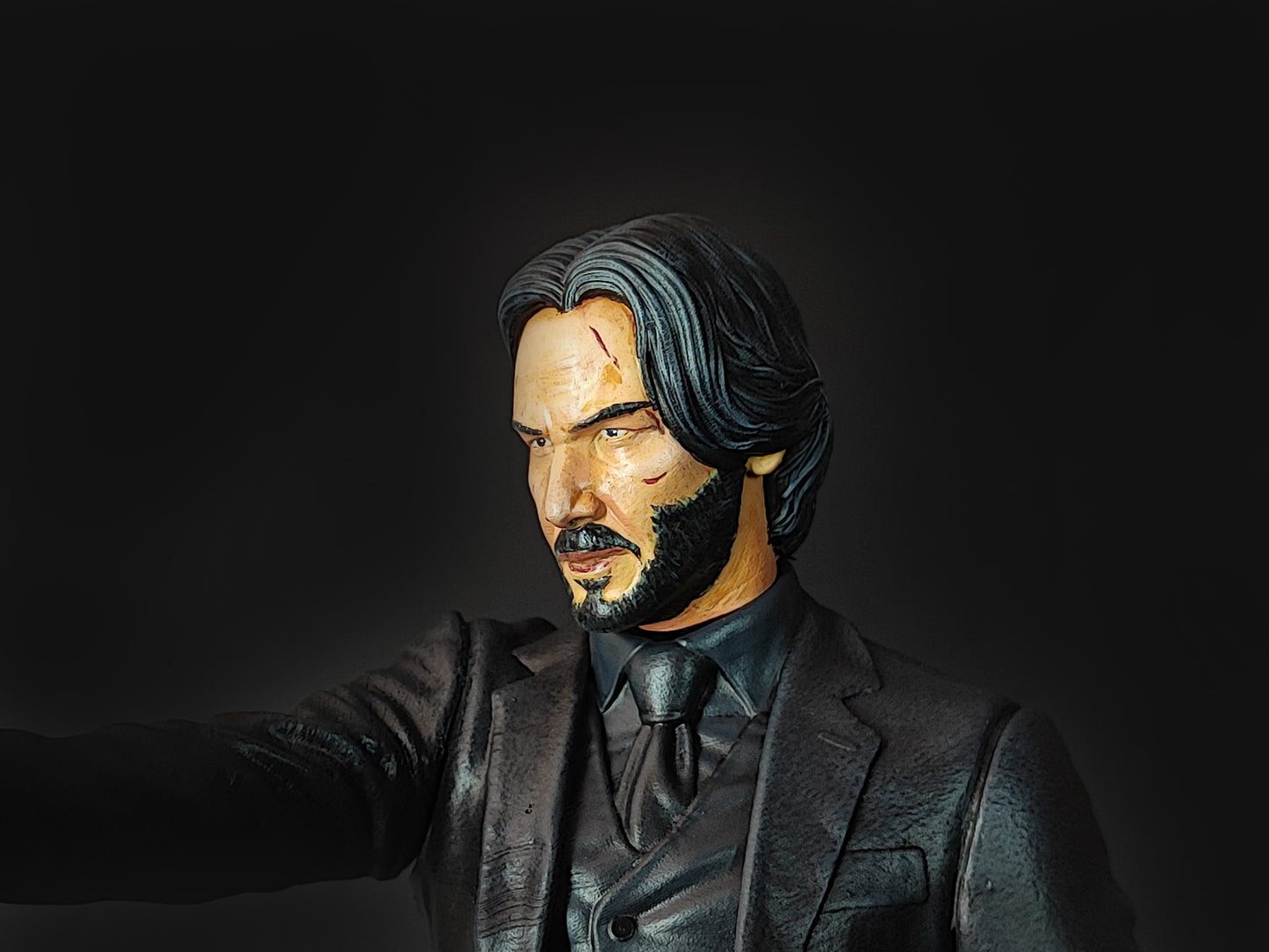 Action Figure John Wick, Statua John Wick da 32 cm, John Wick statua da collezione, dettagli incredibili, Action Figure esclusiva Made in Italy