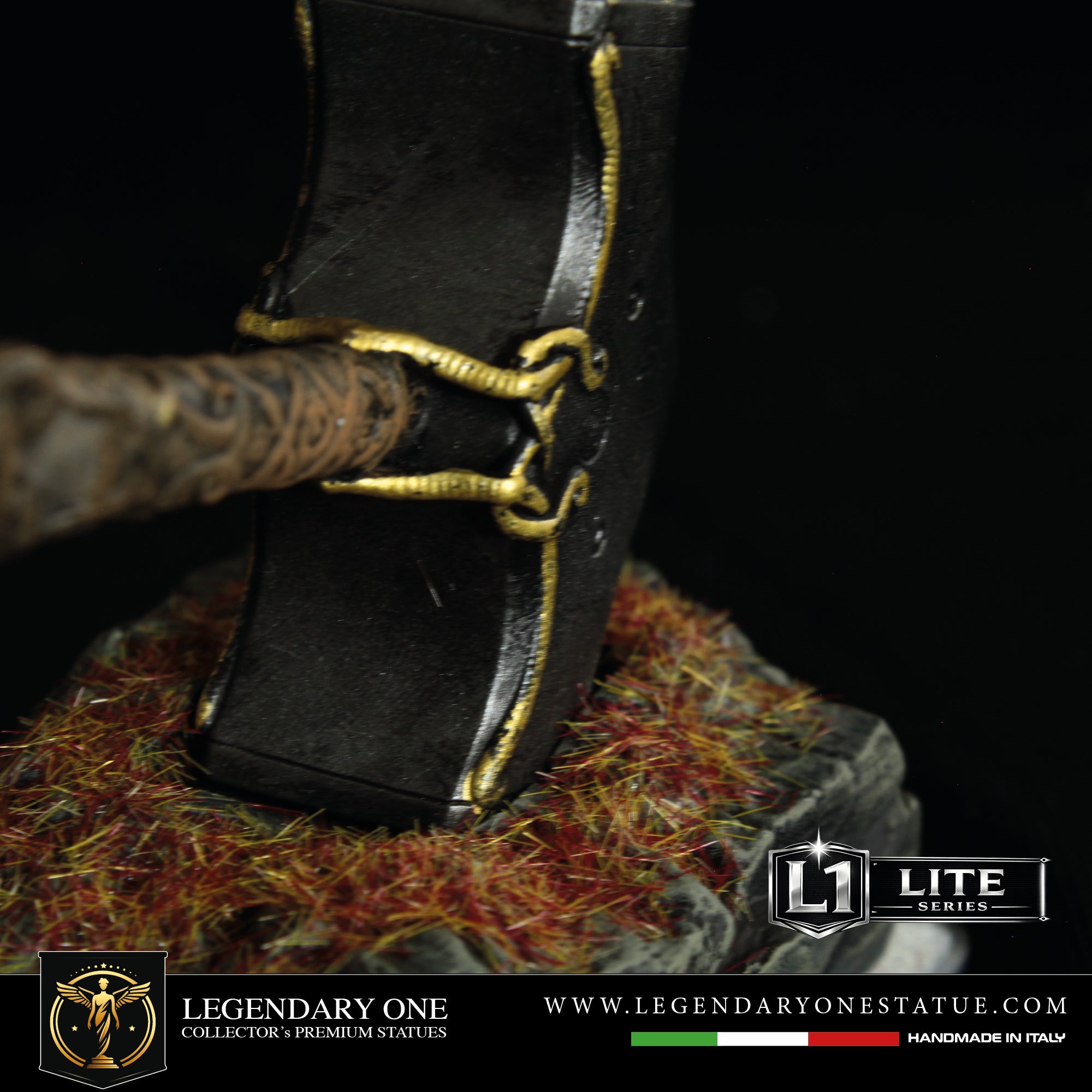 Mjölnir Hammer Figure - God of War Ragnarok Statua da Collezione