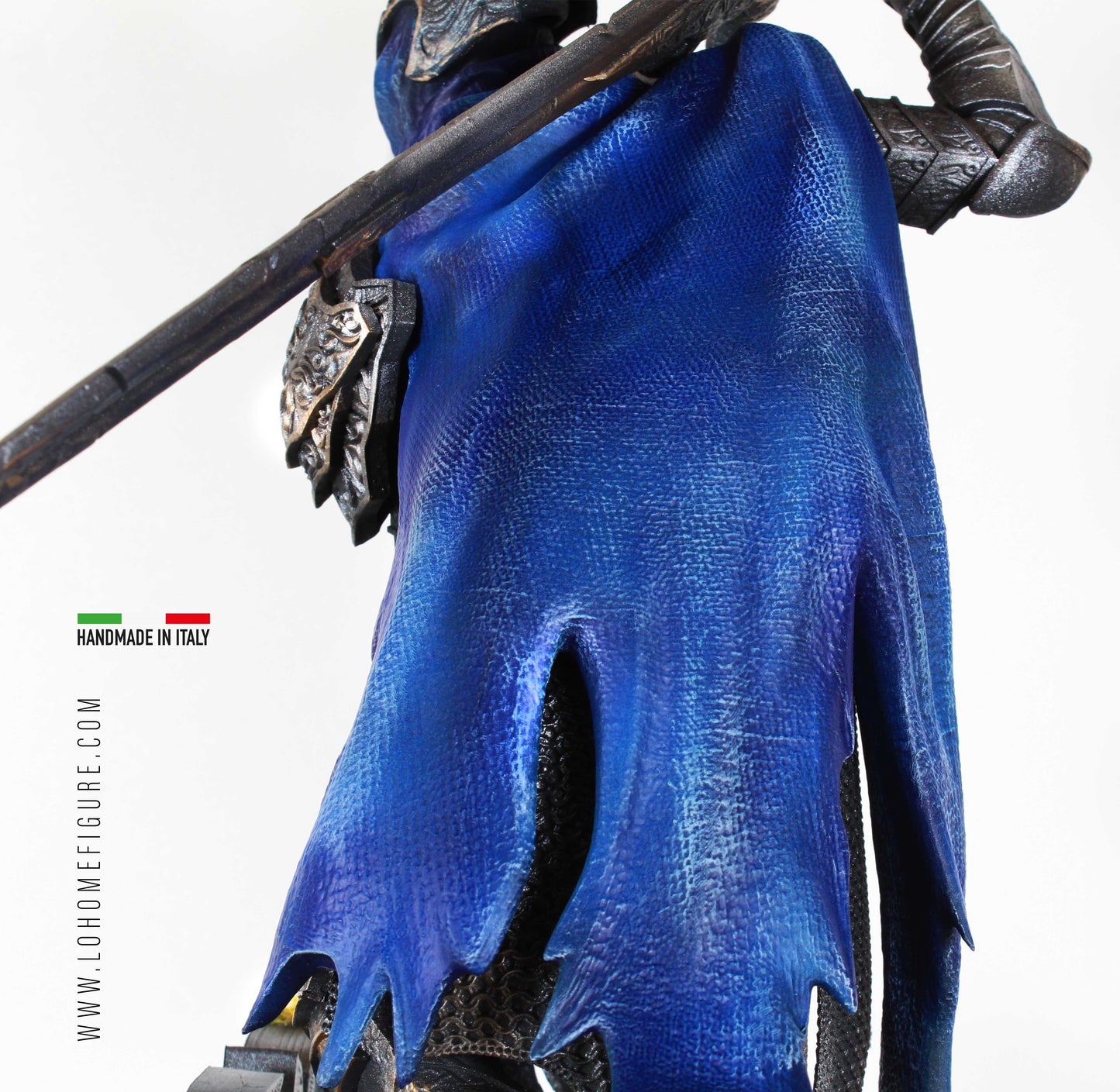 Artorias the Abysswalker Figure, Dark Souls Statua da collezione, con scatola da collezione Diorama con effetti realistici e qualità 12K con incisione Made in Italy