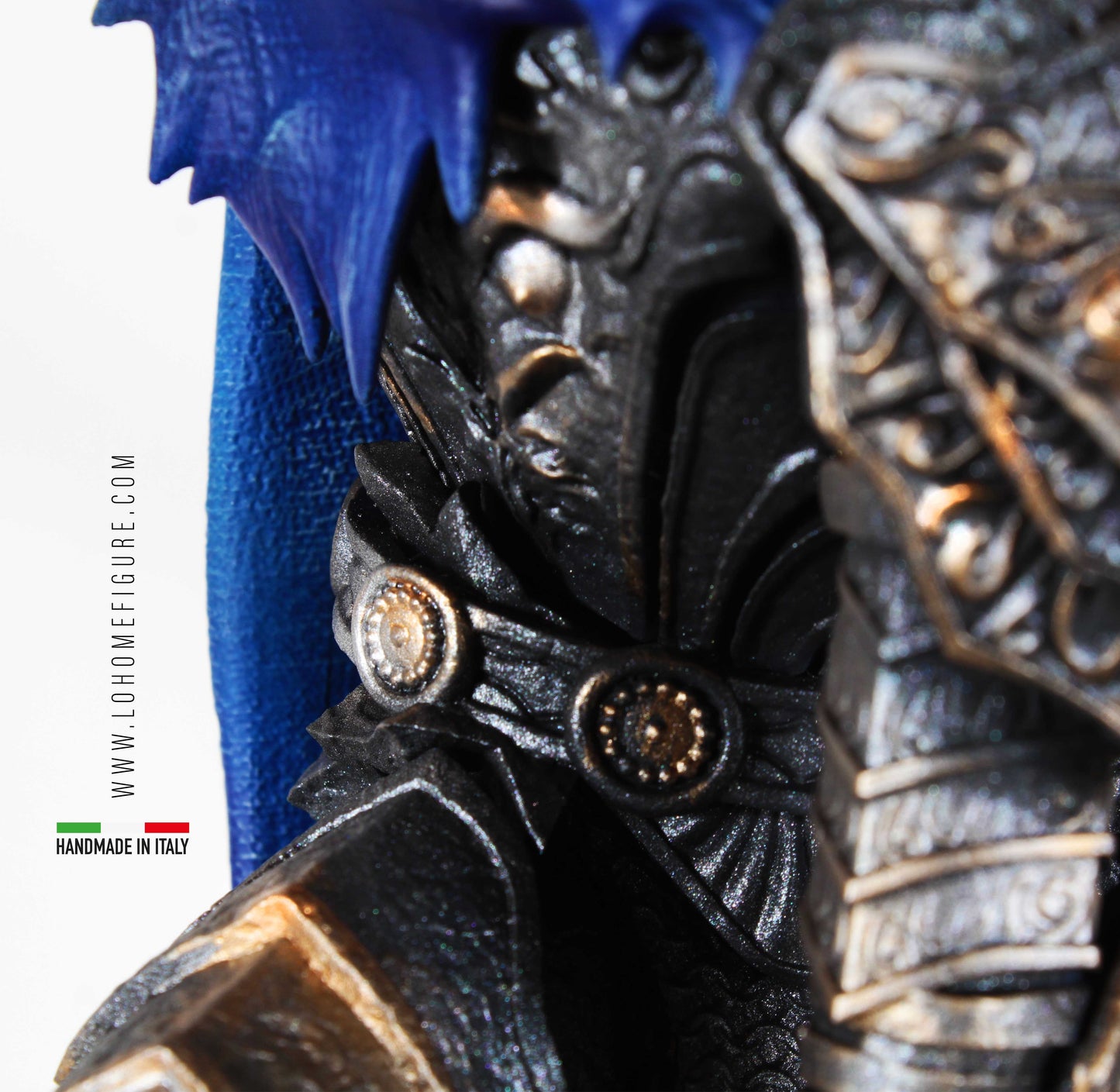 Artorias the Abysswalker Figure, Dark Souls Statua da collezione, con scatola da collezione Diorama con effetti realistici e qualità 12K con incisione Made in Italy