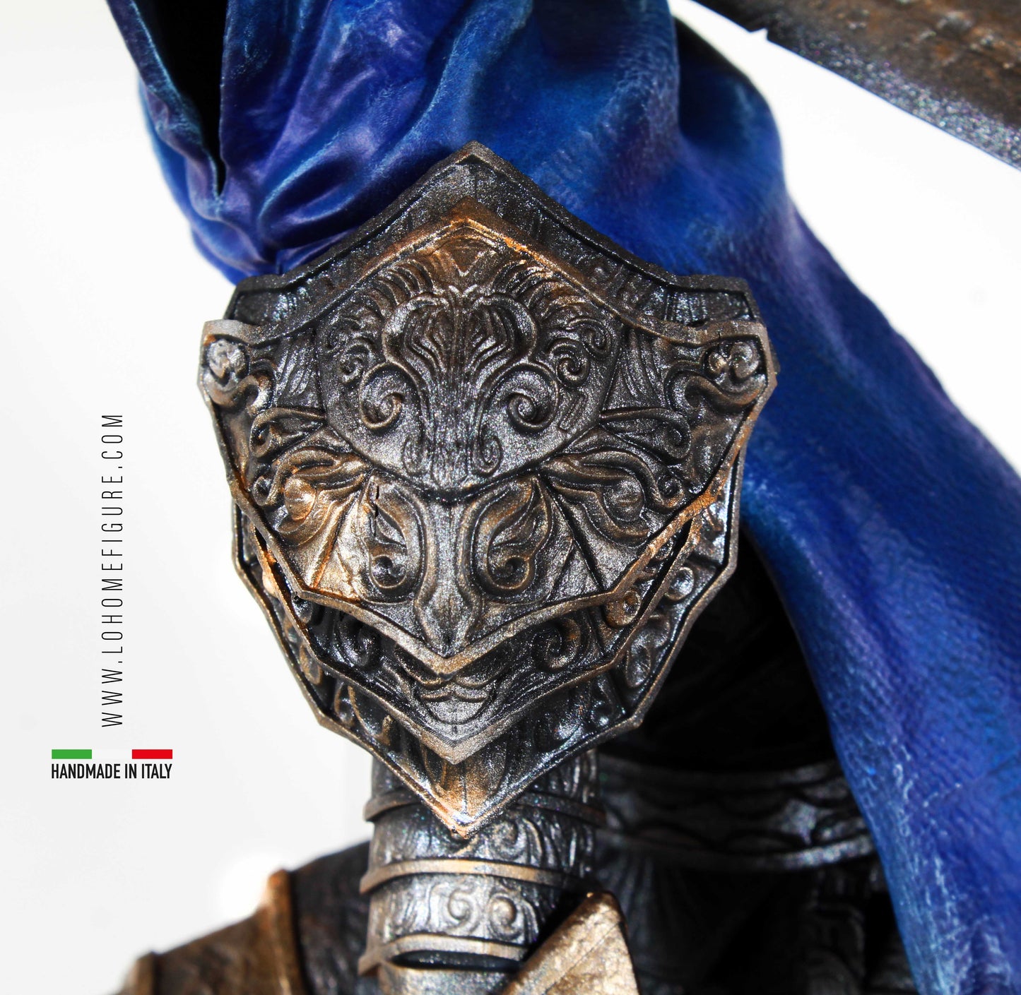 Artorias the Abysswalker Figure, Dark Souls Statua da collezione, con scatola da collezione Diorama con effetti realistici e qualità 12K con incisione Made in Italy