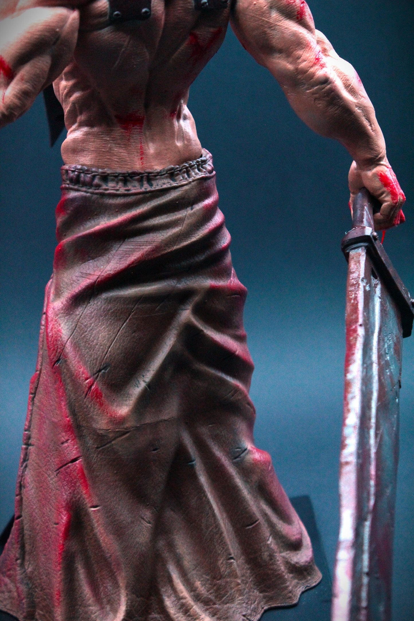 Pyramid Head Figure, Silent Hill Horror Statue, spettacolare di 44 cm, con base esclusiva incisa