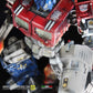 Diorama Optimus Prime Statua da Collezione, Transformers Rise Of The Beast Action Figure Diorama, Real cinematic con effetti di luci, fino a 60cm, Made in Italy