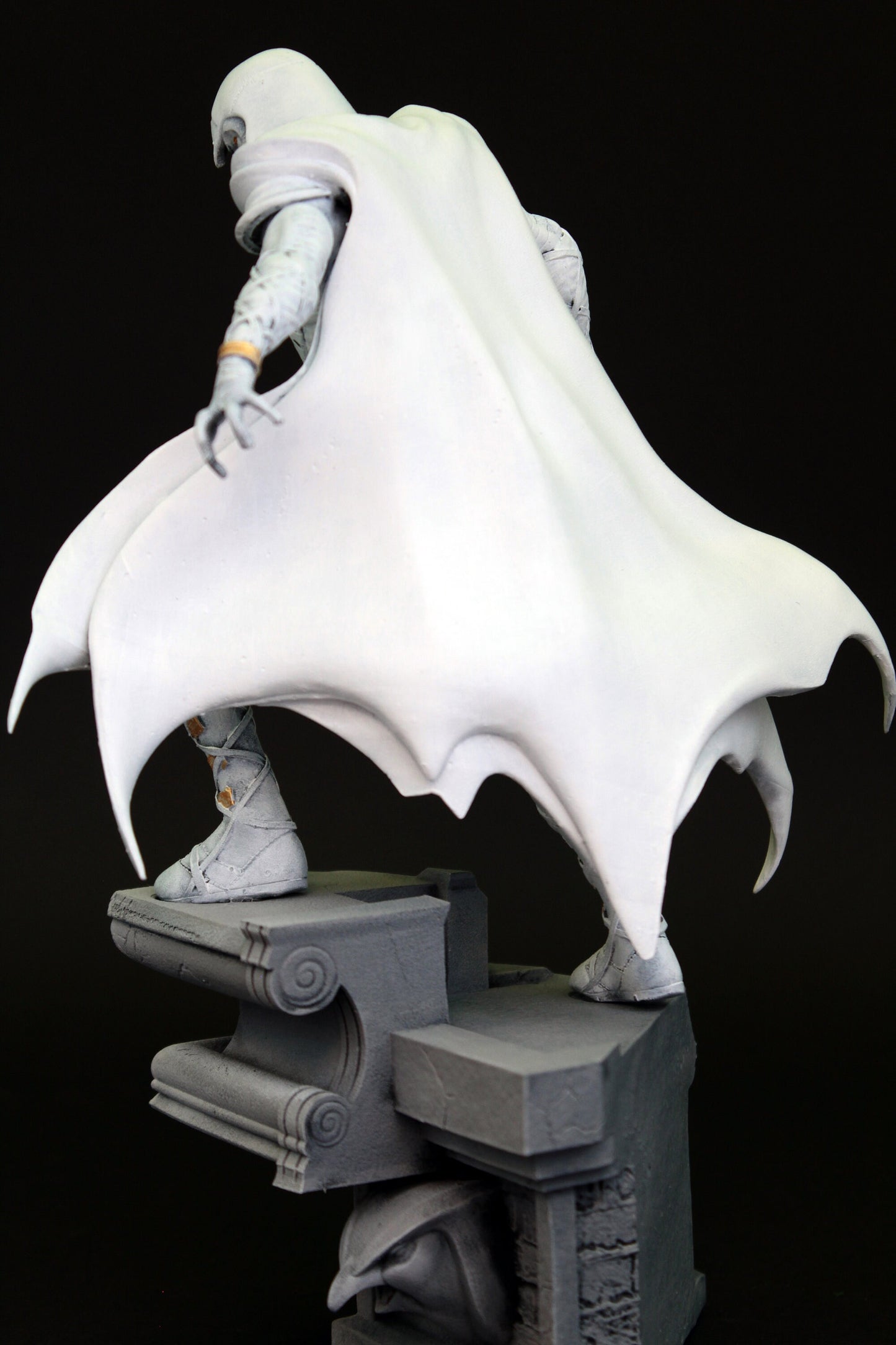 Moon Knight Figure, Moon Knight Statue wonderful character up to 36cm, collectible action figure, real effect, Marc Spector Figure