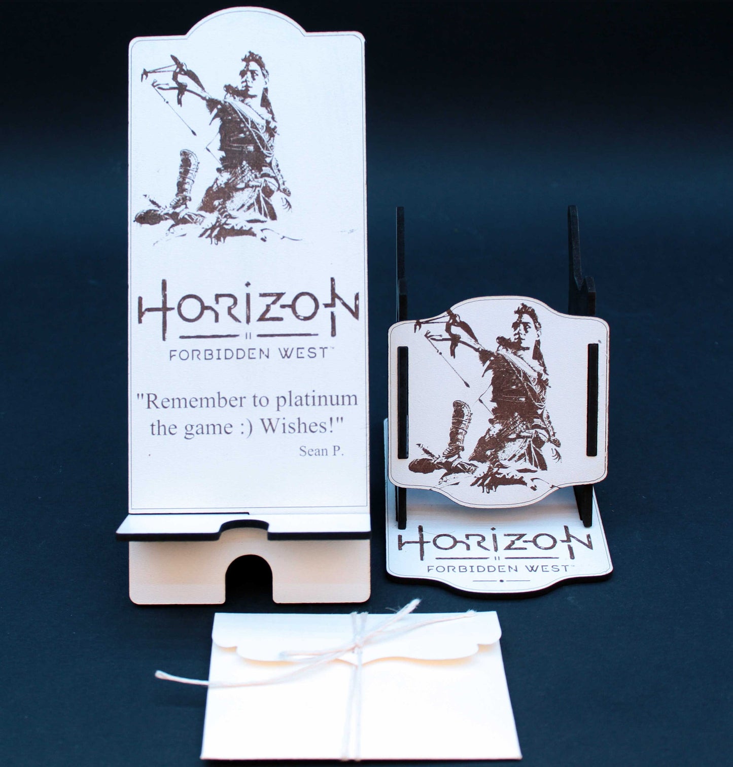 Gift Box Aloy Horizon Forbidden West to give: PS5 controller holder + smartphone holder + greeting card, ideal as a gift